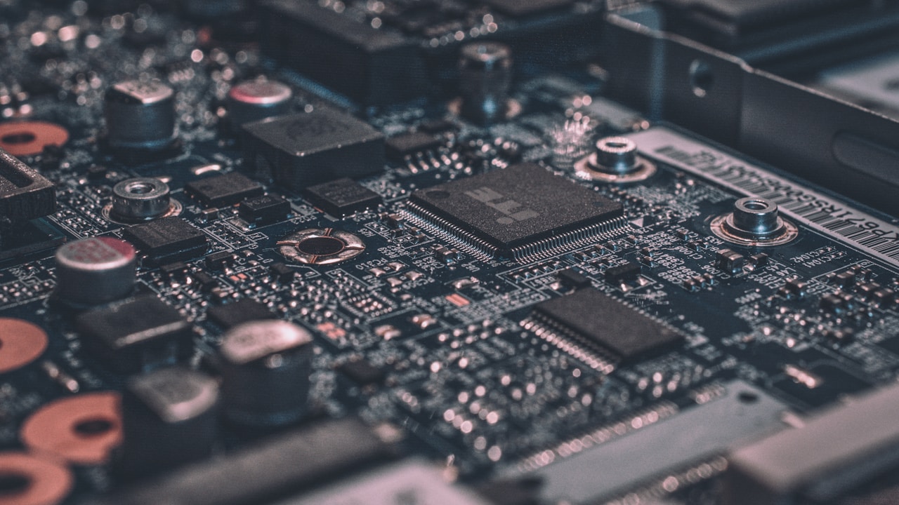 Why Pakistani Developers Are Betting on Edge Computing in 2026